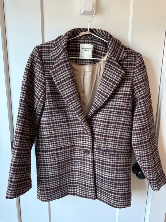Abercrombie & Fitch Jackets & Blazers - Abercrombie & Fitch Brown Plaid Blazer Jacket